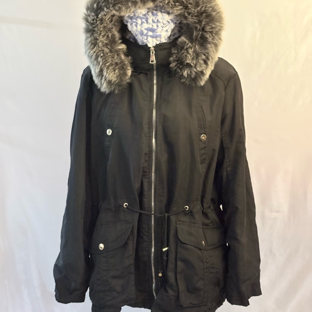 Elegant Black Fur-Trimmed Utility Jacket